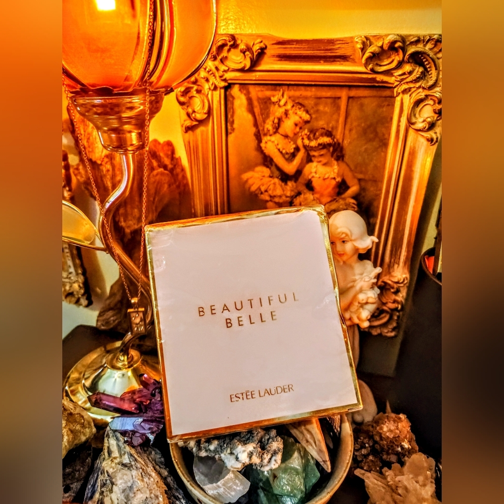 Estee Lauder Beautiful Belle Perfume NIB